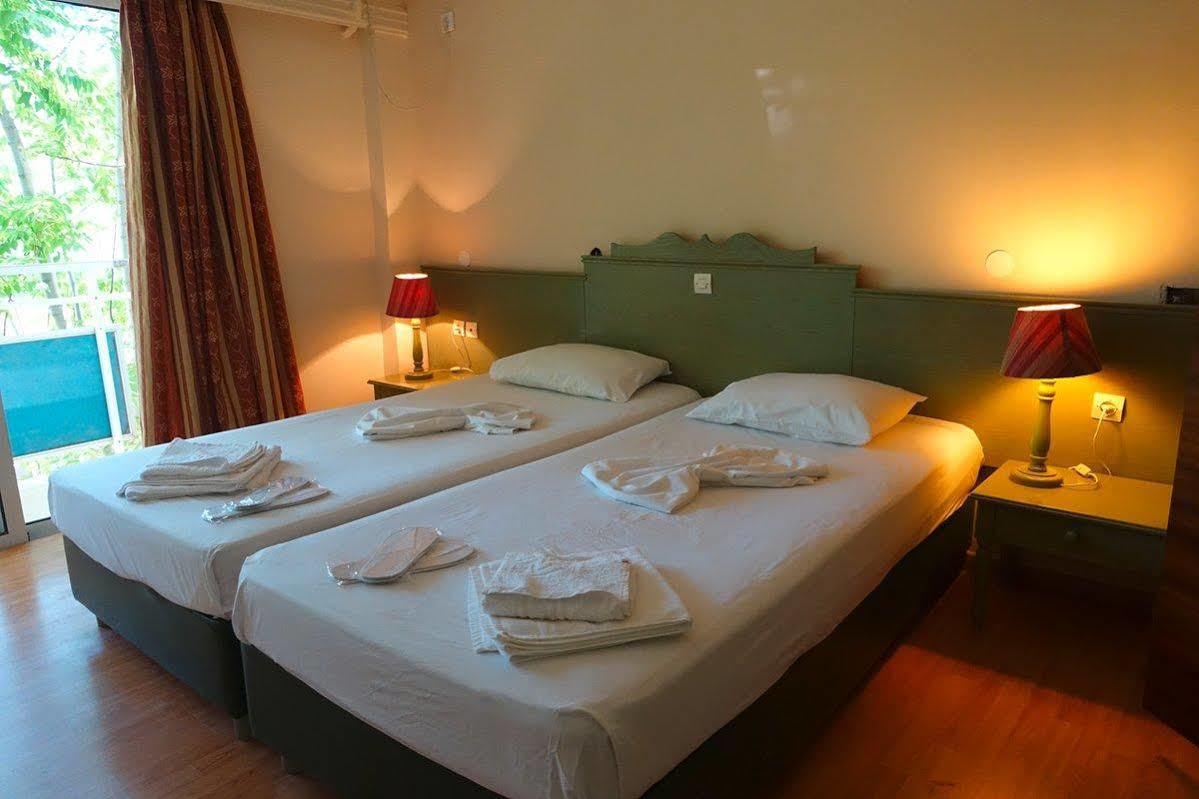 Bristol Apartments Кос Екстер'єр фото